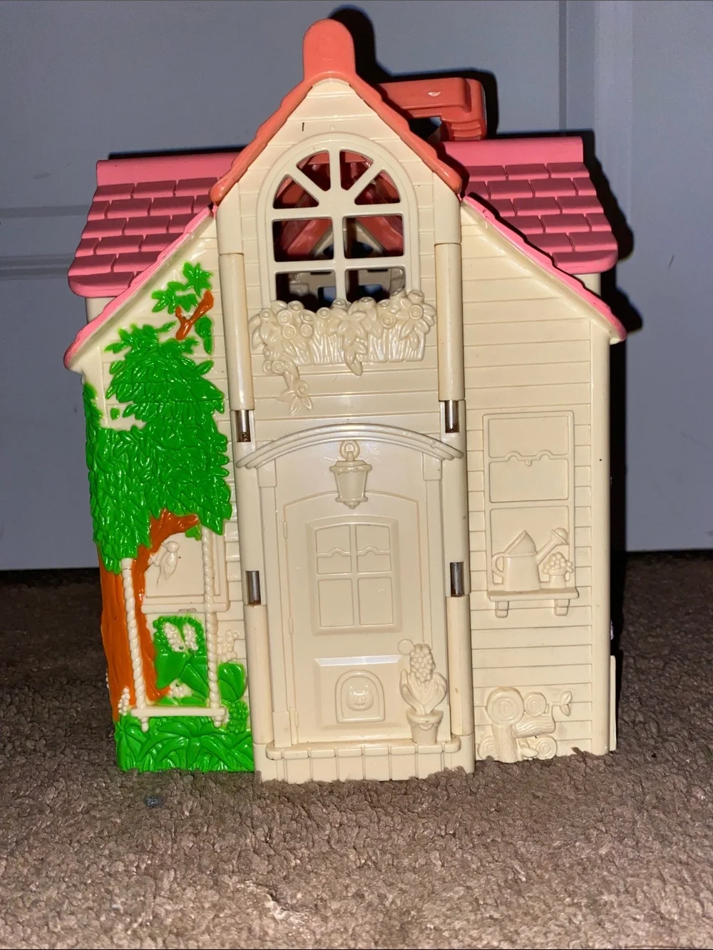 Vintage Fisher Price Loving Family Fold Out Doll House Portable Playset